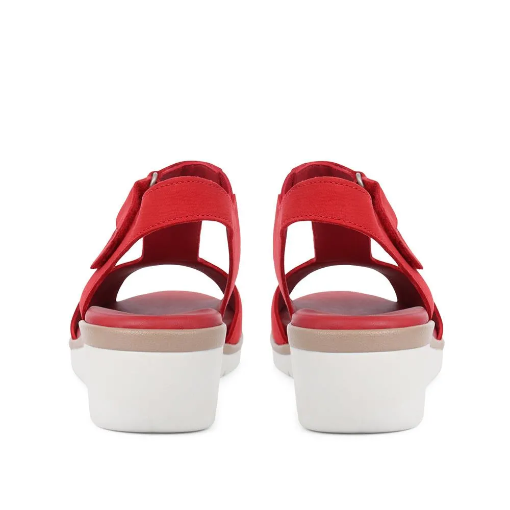 Leather Wedge Sandals - FLYLO37007 / 323 681